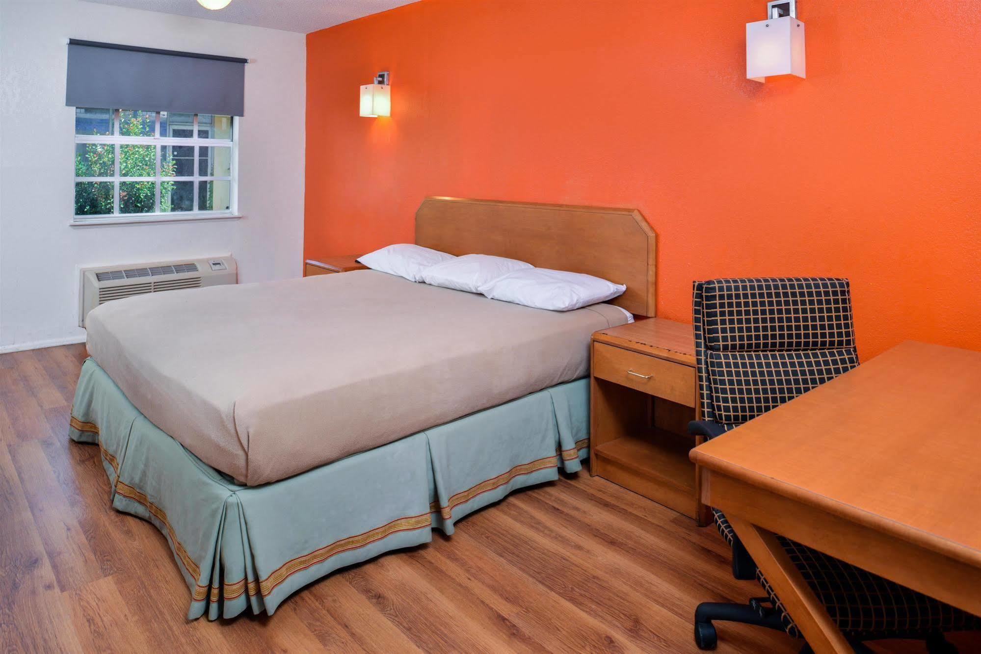 America'S Best Inn Montgomery Монтгомері Екстер'єр фото